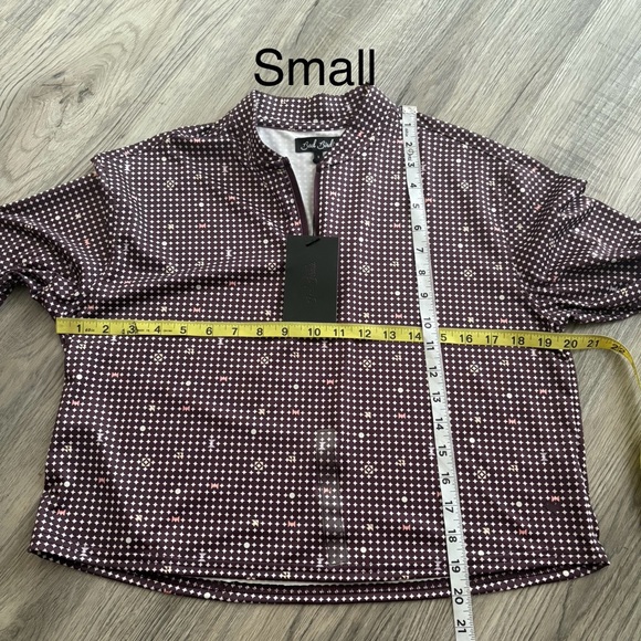 Bad Birdie 1/4 Zip Throwing Darts Long Sleeve
NWT - Picture 5 of 9
